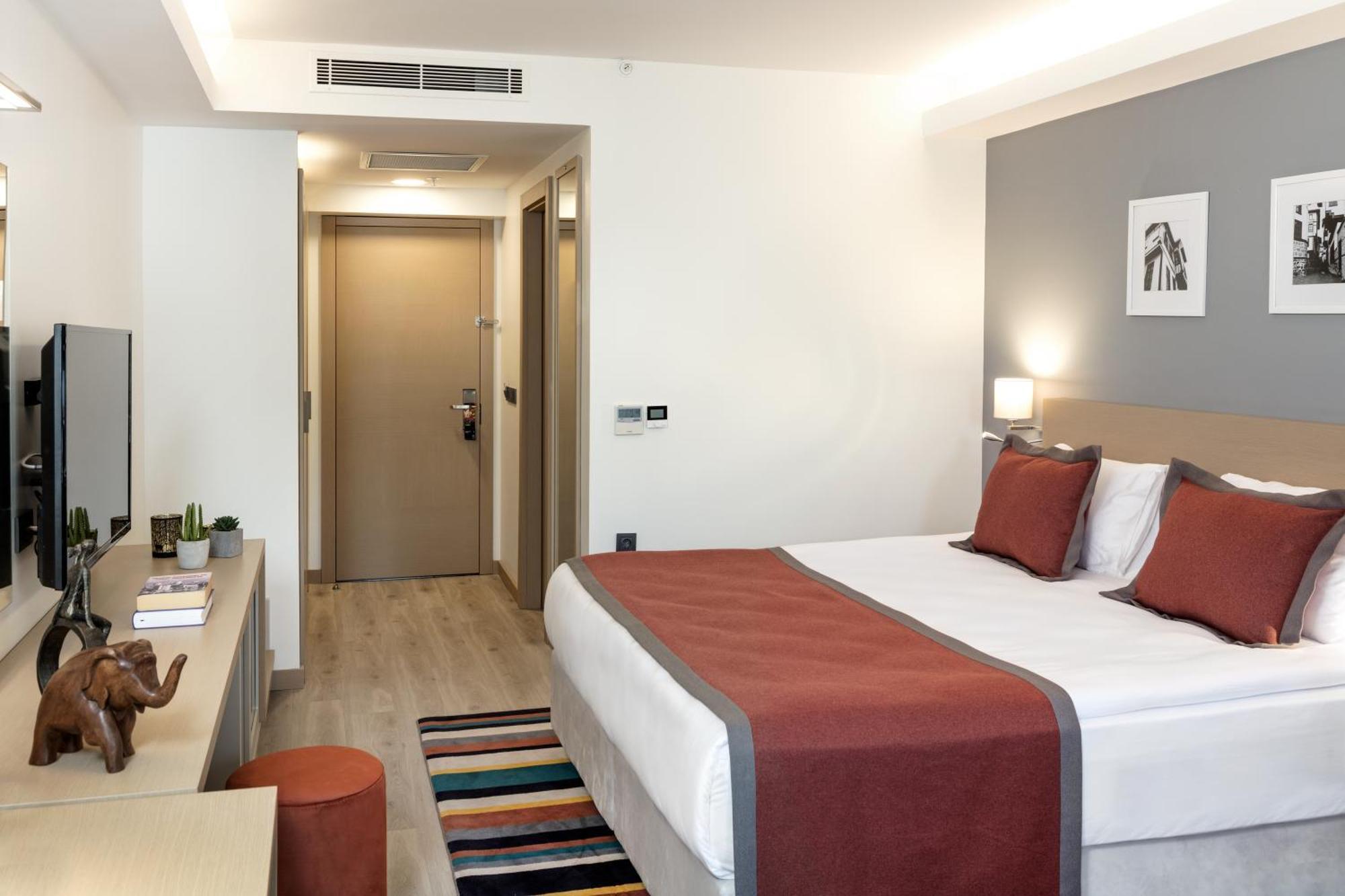 Tryp By Wyndham Ankara Oran Hotel Phòng bức ảnh